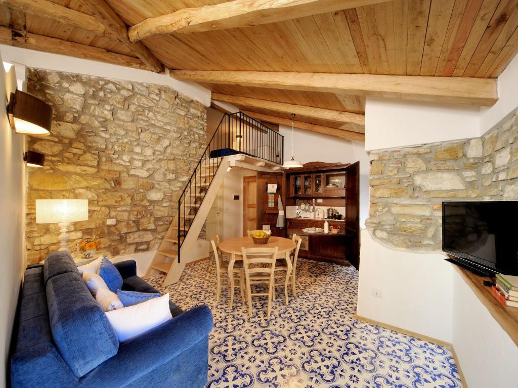 Apartamento Residenza Matarazzo E Le Sue Soffitte Castellabate Habitación foto
