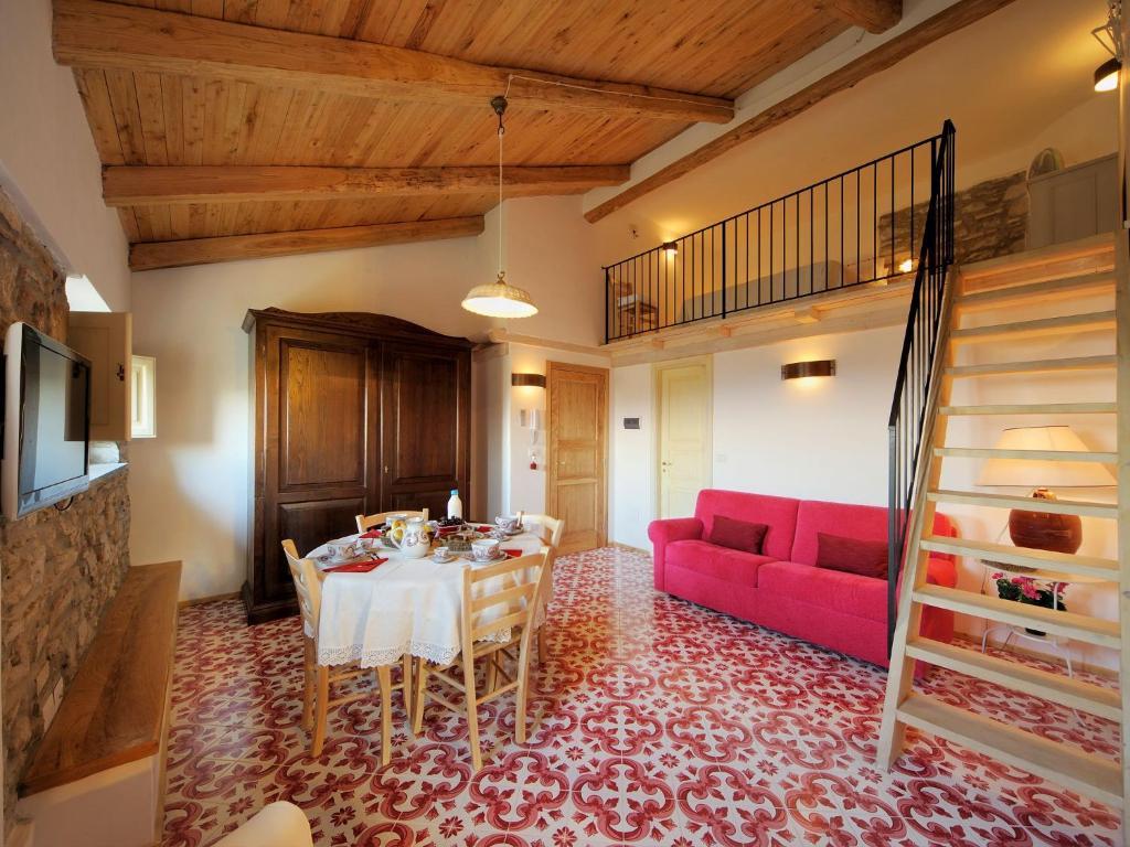Apartamento Residenza Matarazzo E Le Sue Soffitte Castellabate Habitación foto